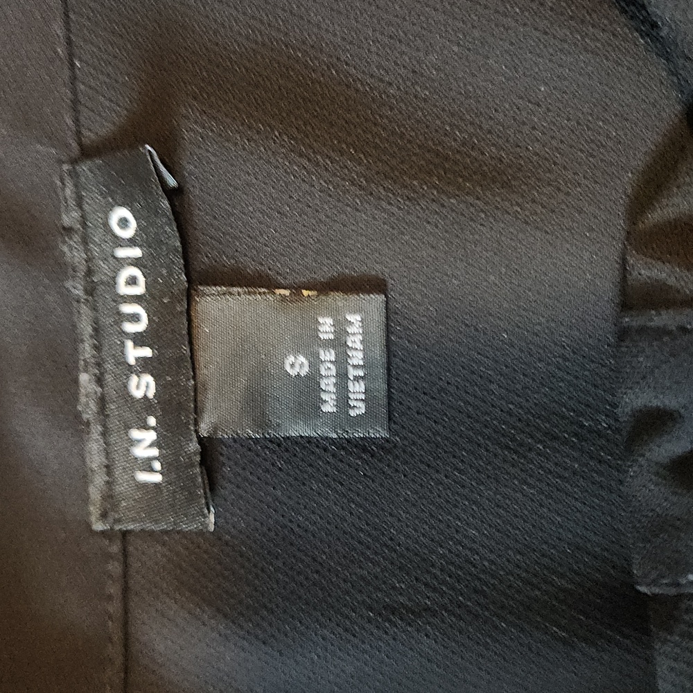 I.N.Studio Black Front Button Blouse - Picture 9 of 10